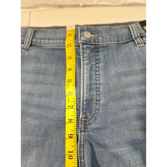 Express Shortie Midrise Shorts  16 - Picture 13 of 14